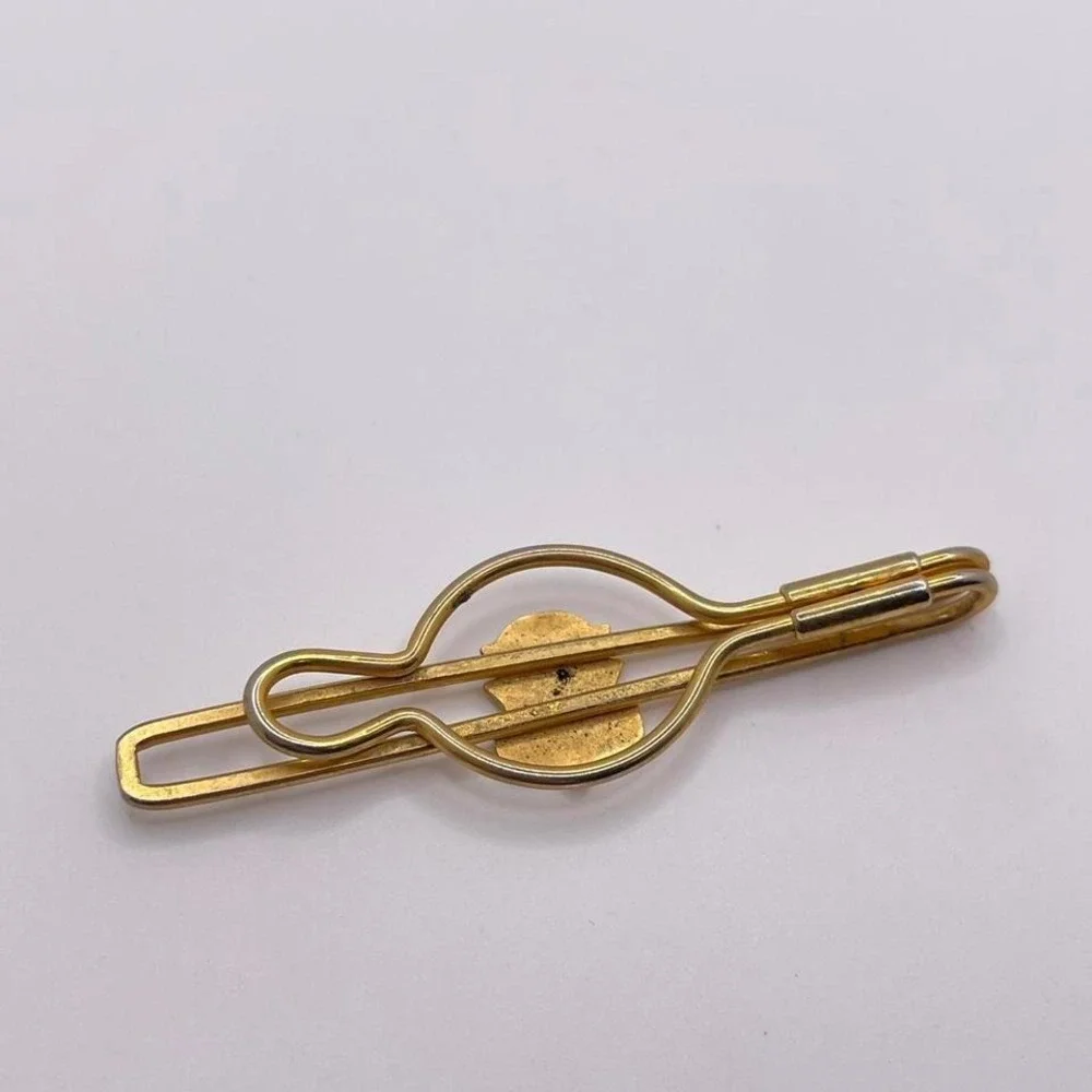 VTG 60s Oddity Tie Clip Altar Boy Gold Tone Cross Catholic Formal 1960s‎